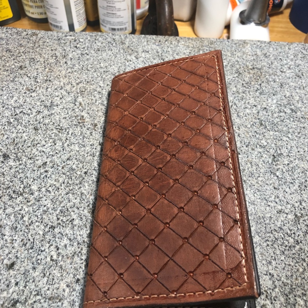 Custom leather wallets - Picture 7 of 8